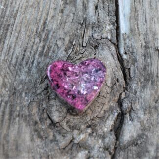 Heart orgonite for pocket - Fuchsia 1